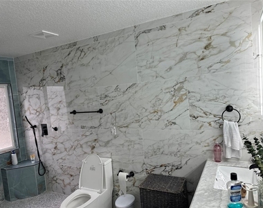 10018 Chorlton Circle - Photo Thumbnail 21