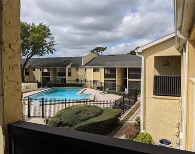 944 Lake Destiny Road - Photo Thumbnail 3
