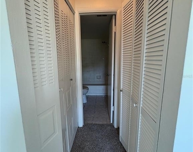 944 Lake Destiny Road - Photo Thumbnail 10
