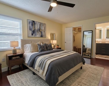 2025 Sylvester Road - Photo Thumbnail 14