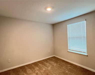 11056 Great Rock Street - Photo Thumbnail 24