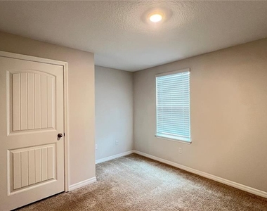 11056 Great Rock Street - Photo Thumbnail 29