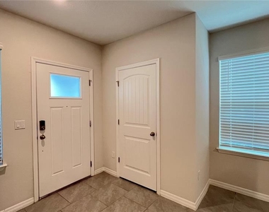 11056 Great Rock Street - Photo Thumbnail 6