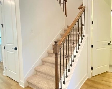 4128 Southern Vista Loop - Photo Thumbnail 9
