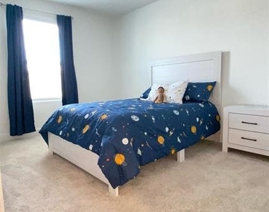 4128 Southern Vista Loop - Photo Thumbnail 18