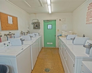 4035 S School Avenue - Photo Thumbnail 2
