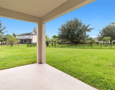 2173 Granger Avenue - Photo Thumbnail 24
