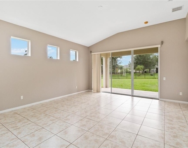 2173 Granger Avenue - Photo Thumbnail 9