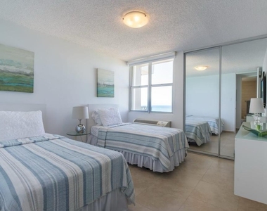 4745 Isla Verde Avenue - Photo Thumbnail 26
