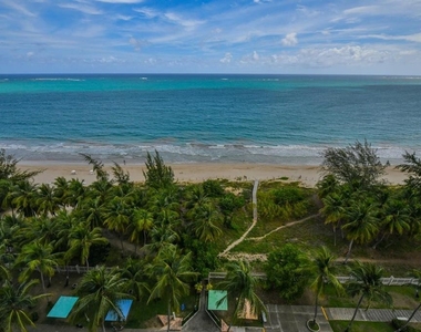 4745 Isla Verde Avenue - Photo Thumbnail 15