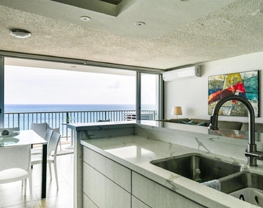 4745 Isla Verde Avenue - Photo Thumbnail 6