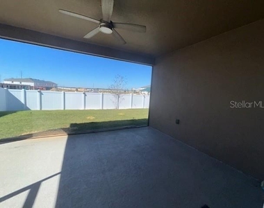 228 Hillcrest Drive - Photo Thumbnail 9
