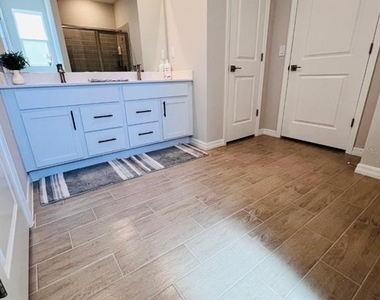 2450 Sw 170th Loop - Photo Thumbnail 14