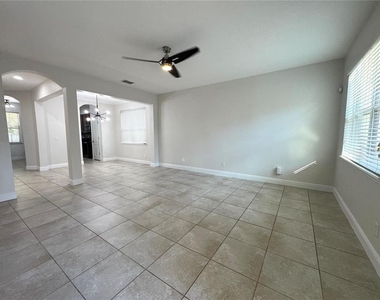 12784 Garridan Avenue - Photo Thumbnail 4