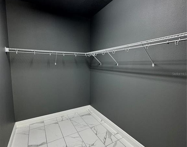 12784 Garridan Avenue - Photo Thumbnail 16