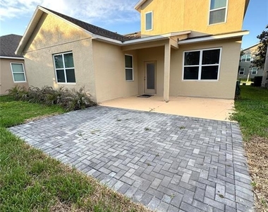 12784 Garridan Avenue - Photo Thumbnail 23