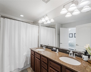 8961 Majesty Palm Road - Photo Thumbnail 22