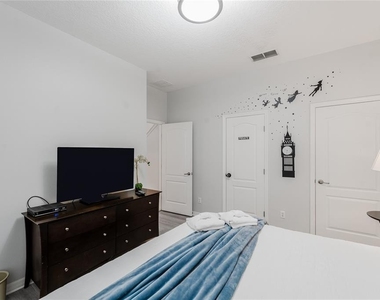 8961 Majesty Palm Road - Photo Thumbnail 4