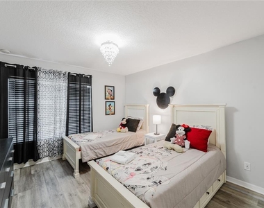 8961 Majesty Palm Road - Photo Thumbnail 24