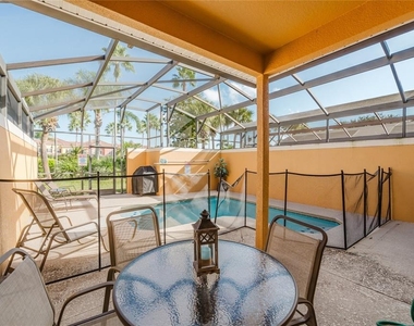 8961 Majesty Palm Road - Photo Thumbnail 15