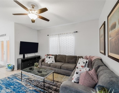 8961 Majesty Palm Road - Photo Thumbnail 14