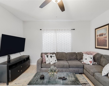 8961 Majesty Palm Road - Photo Thumbnail 13