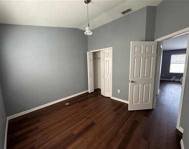 6308 Lake Smith Circle - Photo Thumbnail 2
