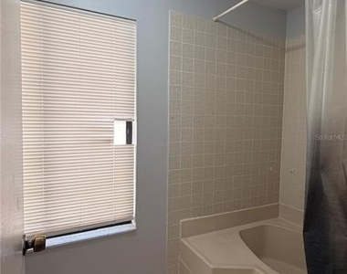 4323 Pinebark Avenue - Photo Thumbnail 15