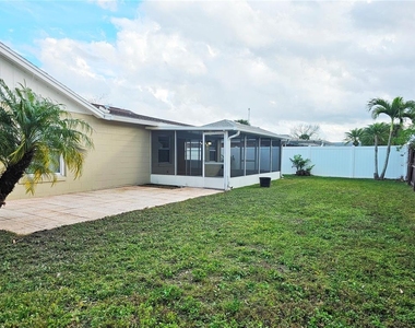 12112 Rotuma Street - Photo Thumbnail 28