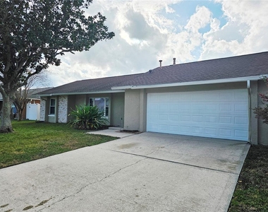 12112 Rotuma Street - Photo Thumbnail 2