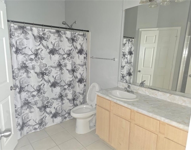 1101 Vintage Village Lane - Photo Thumbnail 14