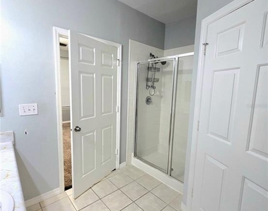 1101 Vintage Village Lane - Photo Thumbnail 15
