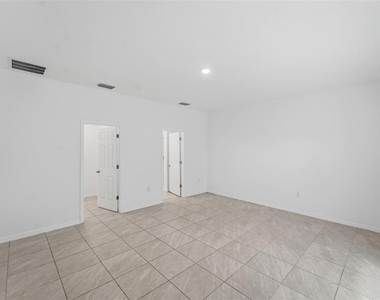 983 Pyracantha Street - Photo Thumbnail 14