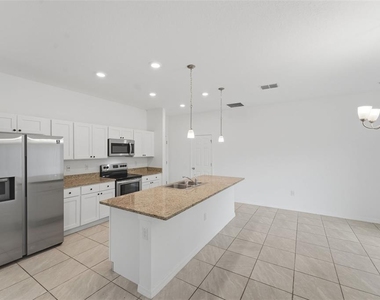 983 Pyracantha Street - Photo Thumbnail 6