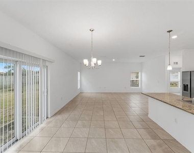 983 Pyracantha Street - Photo Thumbnail 4