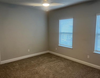 474 Wishbone Lane - Photo Thumbnail 12