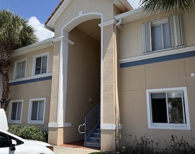 495 Las Cortes Lane - Photo Thumbnail 1