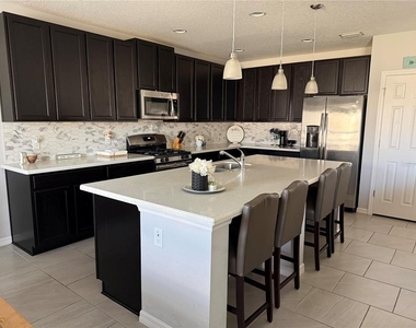 1501 Finchburg Street - Photo Thumbnail 5