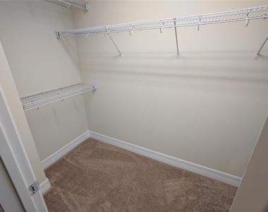 2611 Amati Drive - Photo Thumbnail 17