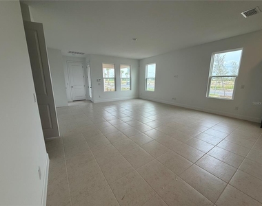 2949 Sailhouse Drive - Photo Thumbnail 7