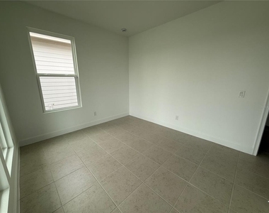 2949 Sailhouse Drive - Photo Thumbnail 24
