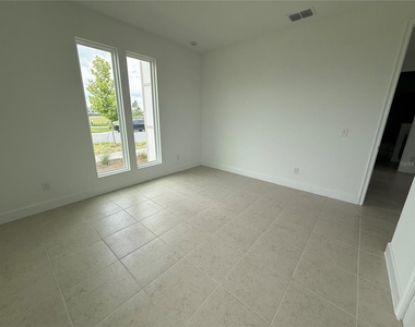 2949 Sailhouse Drive - Photo Thumbnail 25
