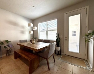 5030 Caspian Street - Photo Thumbnail 4