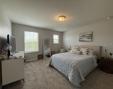 5030 Caspian Street - Photo Thumbnail 2