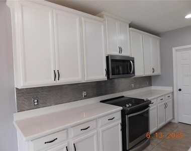 3199 Turret Drive - Photo Thumbnail 20