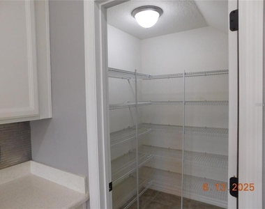 3199 Turret Drive - Photo Thumbnail 23