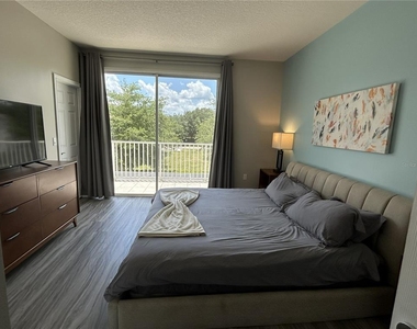 1421 Retreat Circle - Photo Thumbnail 6