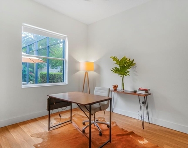 2884 Majestic Isle Drive - Photo Thumbnail 26