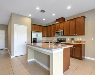 2752 River Landing Drive - Photo Thumbnail 7
