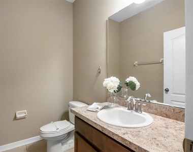 2752 River Landing Drive - Photo Thumbnail 11